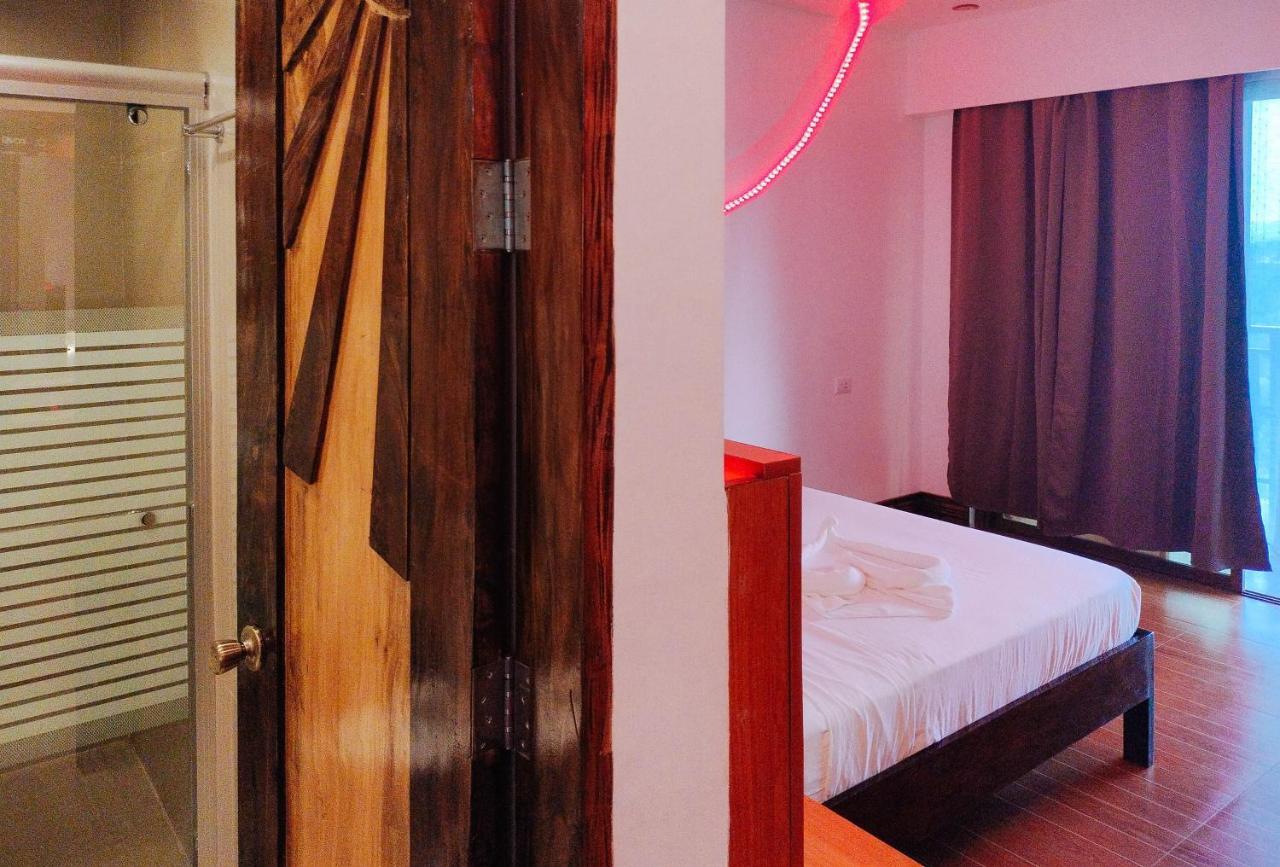 Reddoorz @ Sun Kissed Resort Guindulman 안다 외부 사진